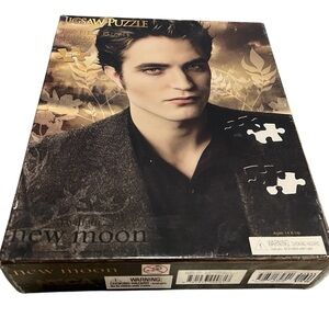 Twilight Saga: New Moon "EDWARD" 1000 Piece Jigsaw Puzzle NECA New Sealed